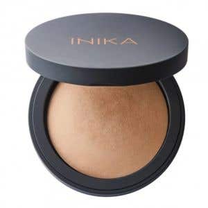 Inika Organic Přírodní zapečený minerální pudrový make-up – odstín Patience BIO 8 g